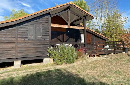 Levignac-de-Guyenne Ski Chalet | Unit 31 – “La Glycine” - Lovely countryside Chalet