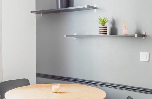 Parc-de-Montsouris Apartment | unwind in timeless comfort