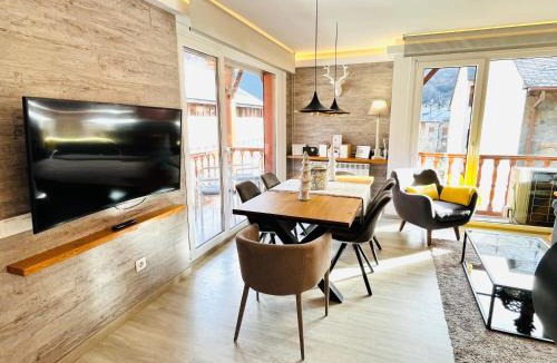 Benasque Apartment | UP BENASQUE FLOR de NIEVE