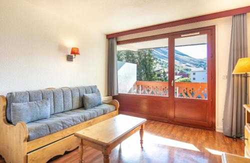 Mont-de-Lans Apartment | Vacancéole - Résidence L'Edelweiss