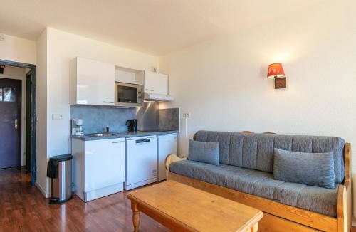 Mont-de-Lans Apartment | Vacancéole - Résidence L'Edelweiss