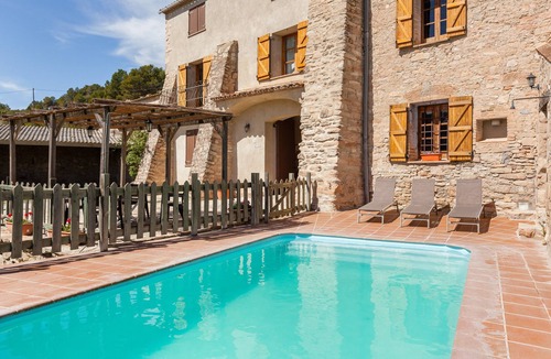 Sant Marti de Tous House | Vacation Home "El Mas De Tous" with Mountain View, Private Pool and Wi-Fi