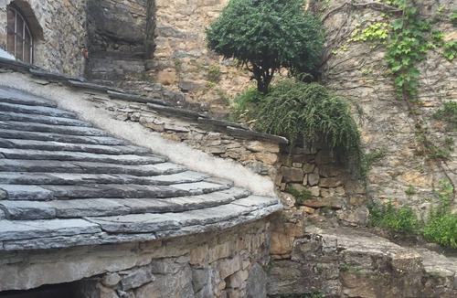 Peyreleau House | Vacation Home “Rives du Tarn” with Private Terrace and Air Conditioning