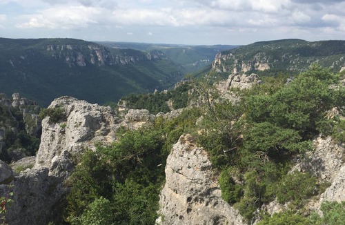 Peyreleau House | Vacation Home “Rives du Tarn” with Private Terrace and Air Conditioning