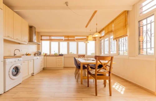 El Castell de Montornes House | Vacation home Rossi by Interhome