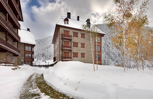 Baqueira Apartment | Val de Ruda 18 by FeelFree Rentals