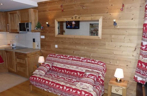 Val-Thorens Apartment | VAL THORENS - apartment on the snow front, south-facing, 4 persons, quiet location - Roc de Péclet