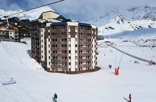 Les Varcins Apartment | Val Thorens - Ski In/Out - 4 Beds Flat (C-E20)
