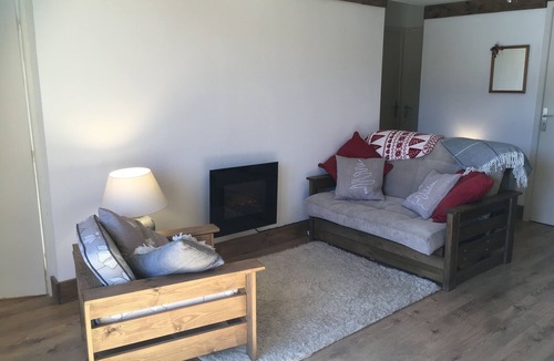 Peone Apartment | Valberg duplex, 6-8 persons, balcony overlooks pistes.