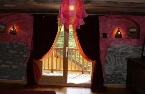 Valmorel Ski Chalet | Valmorel: relaxing beautiful barn character with fireplace stone + wood