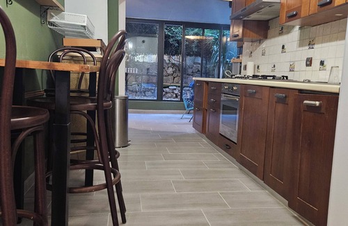 La Madeleine Apartment | VELO APPARTEMENT BABY FOOT 3 VRAIES CHAMBRES 1 MINUTES DE LA MER JARDIN VERANDA