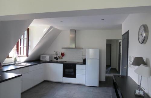 Saint-Mamet Apartment | Venasque Vue Apartment