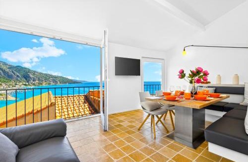 Old Town House | VIEUX CHATEAU III - Maison exceptionnelle Vue Mer Vieux Menton