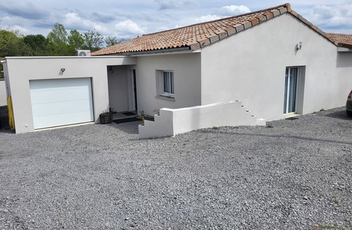 Saint-Etienne-de-Fontbellon Villa | Villa Avec Climatisation à Saint Etienne de Fontbellon Piscine