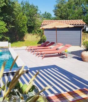 Labeaume Villa | Villa 5 étoiles, 10p, 5ch, piscine chauffée d'avril à octobre inclus 'CASA FAMILIA'