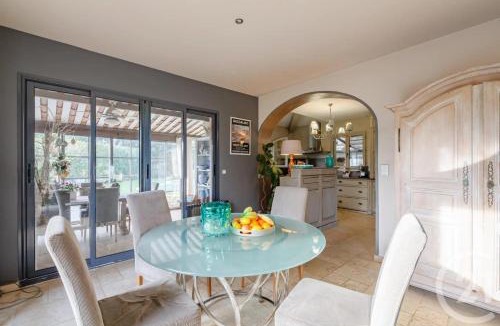 Sainte-Maxime Villa | Villa 5 ch, 12 pers, piscine Chauffée, proche Plages & Centre Sainte Maxime