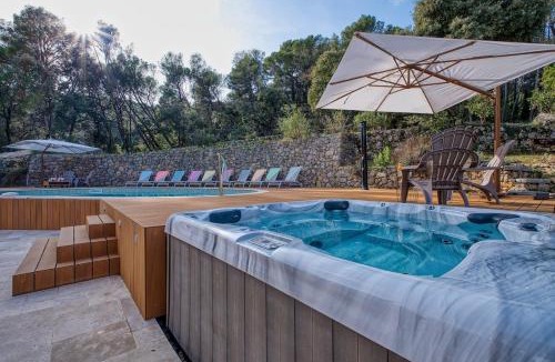 Draguignan Villa | Villa au cœur de la Provence avec piscine et Jacuzzi