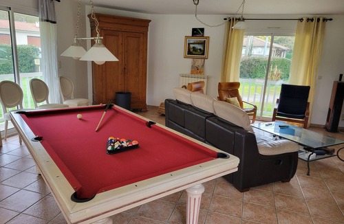 Queyrac House | Villa Avec Piscine Proche Océan, 8 Personnes 4 Chambres 2 SDB