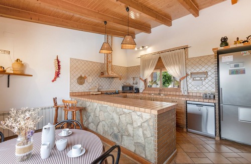 Subirats Villa | Villa 'Casa Les Vinyes' with Mountain Views, Pool, Wi-Fi and Air Conditioning