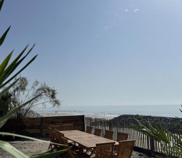Soulac-sur-Mer Villa | Villa d'exception, Vue Océan, Accès Privé à la Plage
