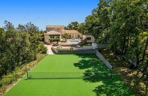Laroque-des-Alberes Villa | Villa Des Alberes by Villa Plus