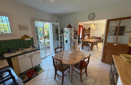 Laverune Villa | Villa Familiale, Montpellier, Piscine, Parking, 15min Plages