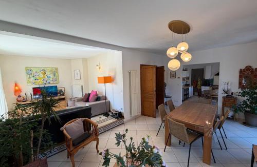 Laverune Villa | Villa Familiale, Montpellier, Piscine, Parking, 15min Plages