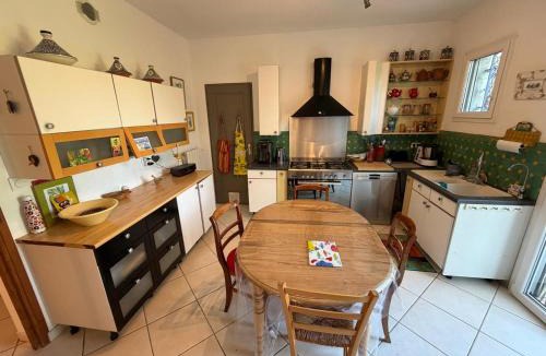 Laverune Villa | Villa Familiale, Montpellier, Piscine, Parking, 15min Plages