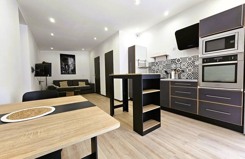 Croix-d'Argent House | Villa for Very Large Groups with a Pool, 10 km from the Beach
