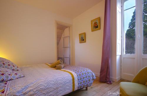 Bagneres-de-Luchon Apartment | VILLA ILIXON - Appartements privés proche du centre de Luchon, parking, billard, jardin