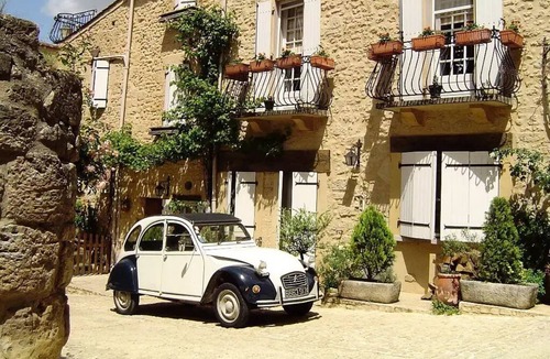 Lanzac Villa | Villa jacuzzi, semi-detached, 1 bathroom 4 persons