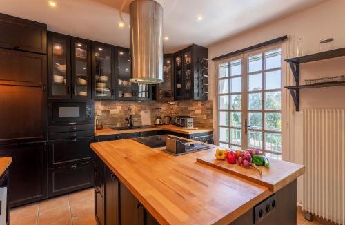 Mandelieu-La-Napoule Villa | VILLA JUSTINE VI4239 By Riviera Holiday Homes