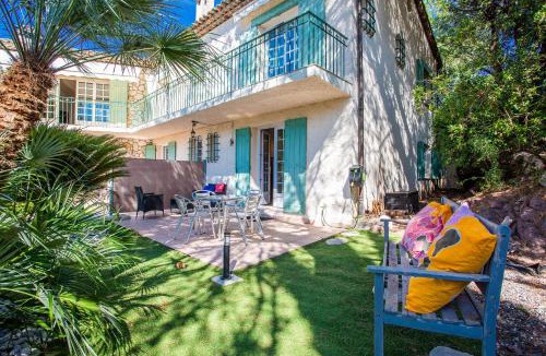 Mandelieu-La-Napoule Villa | VILLA JUSTINE VI4239 By Riviera Holiday Homes