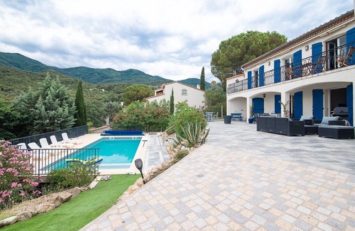 Villelongue-dels-Monts Villa | Villa 'La Bastide Des Albères' with Sea View, Private Pool and Wi-Fi