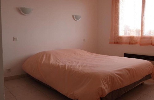 Laroque-des-Alberes Villa | Villa LA GABARRE 8 personnes proche mer, climatisation dans la pièce principale