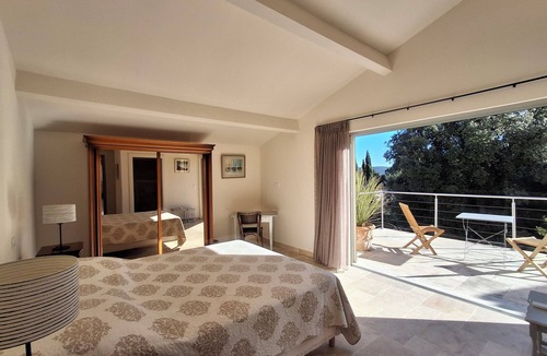 Preconil Villa | Villa LE CAILLOU, PMR, air-conditioned, heated pool, not overlooked