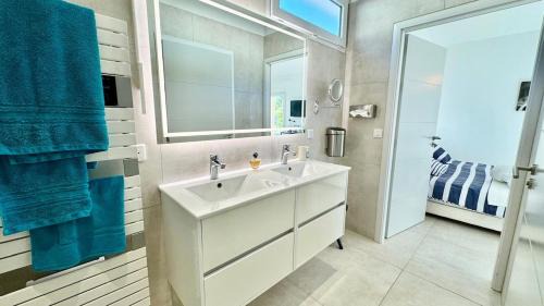 Les Issambres Villa | Villa"Le grand soleil" by Sea Wiew Property Rental