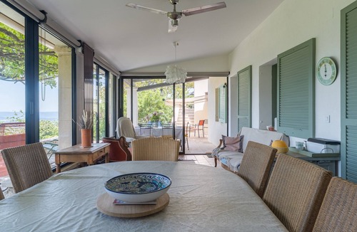 Saignon Villa | Villa “Longomai” with Mountain View, Wi-Fi, and Air Conditioning