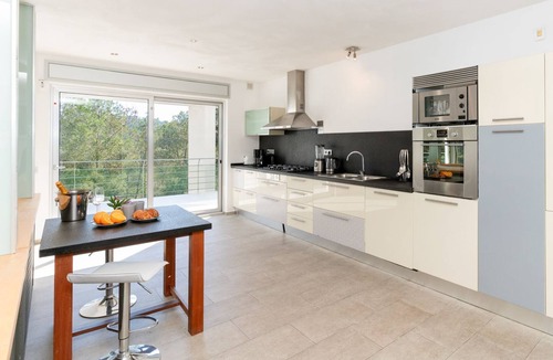 Olivella Villa | Villa Lucere - Three Bedroom Villa, Sleeps 7
