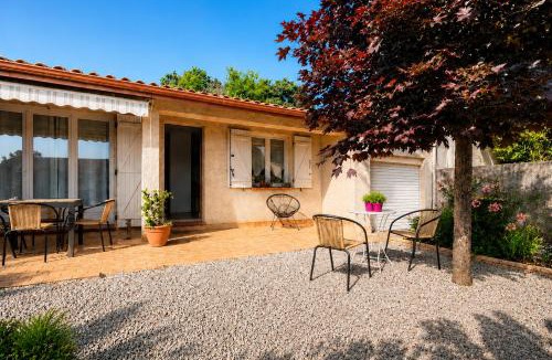 Lunel House | Villa Lunaria