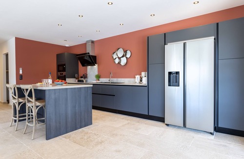 Caseneuve Villa | Villa Maira - live in the heart of authentic Provence in a charming house
