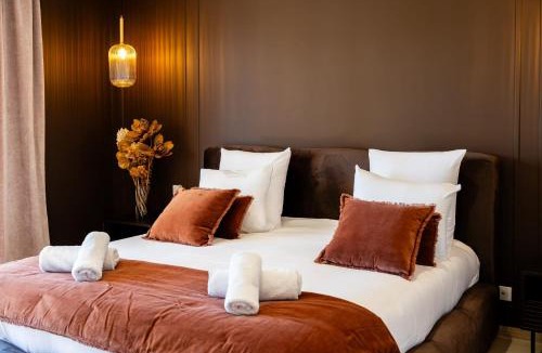 Le Grau-dʼAgde Villa | Villa Maya Rooftop beach access heated pool