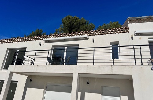 Rousset Villa | Villa Moderne à 15 Minutes D'aix en Provence