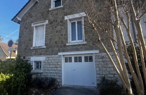 Brive-la-Gaillarde Villa | Villa Montalat - Pretty and quiet