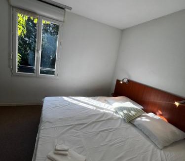 Fuveau House | Villa Olivia Piscine et Nature 15 minutes d Aix en Provence