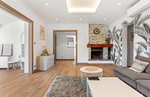 Les Issambres Villa | Villa 'Palmier' with Sea View, Wi-Fi and Air Conditioning