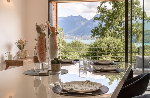 Saint-Jorioz Villa | Villa Panoramiqua - Vue 180° sur le Lac d'Annecy et les montagnes