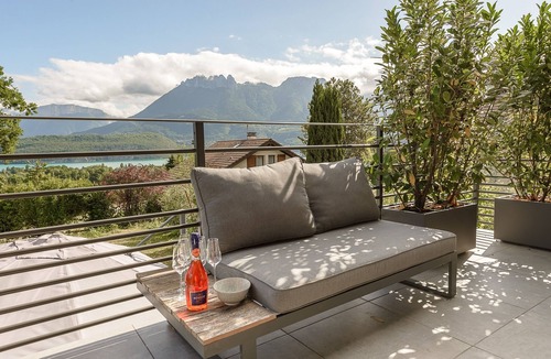 Saint-Jorioz Villa | Villa Panoramiqua - Vue 180° sur le Lac d'Annecy et les montagnes