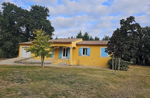 Noves Villa | Villa Provençale Entre les Alpilles et Avignon