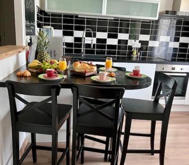 Brive-la-Gaillarde House | Villa Quintel -Proche gare & centre -JardinBalcon